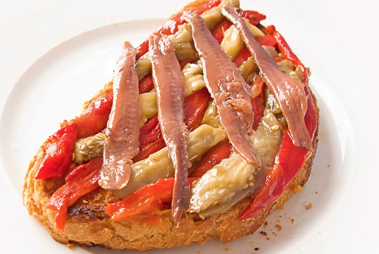 Pepper and anchovy toast recipe