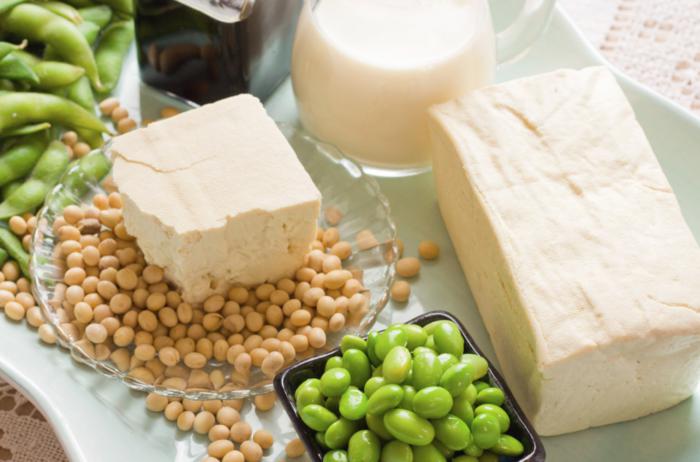 Harmful effects of soya and soya milk consumption