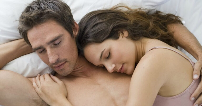 10 In-Bed Games for Couples